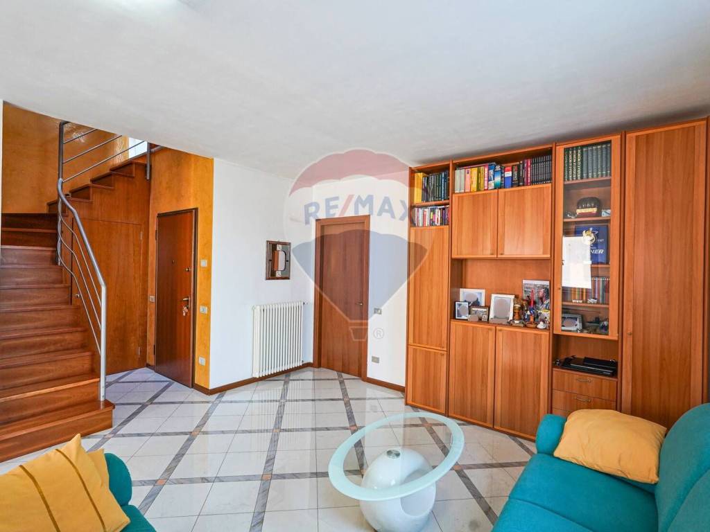 Appartamento a Mozzo in Via Papa Giovanni XXIII, 18 - Foto 3