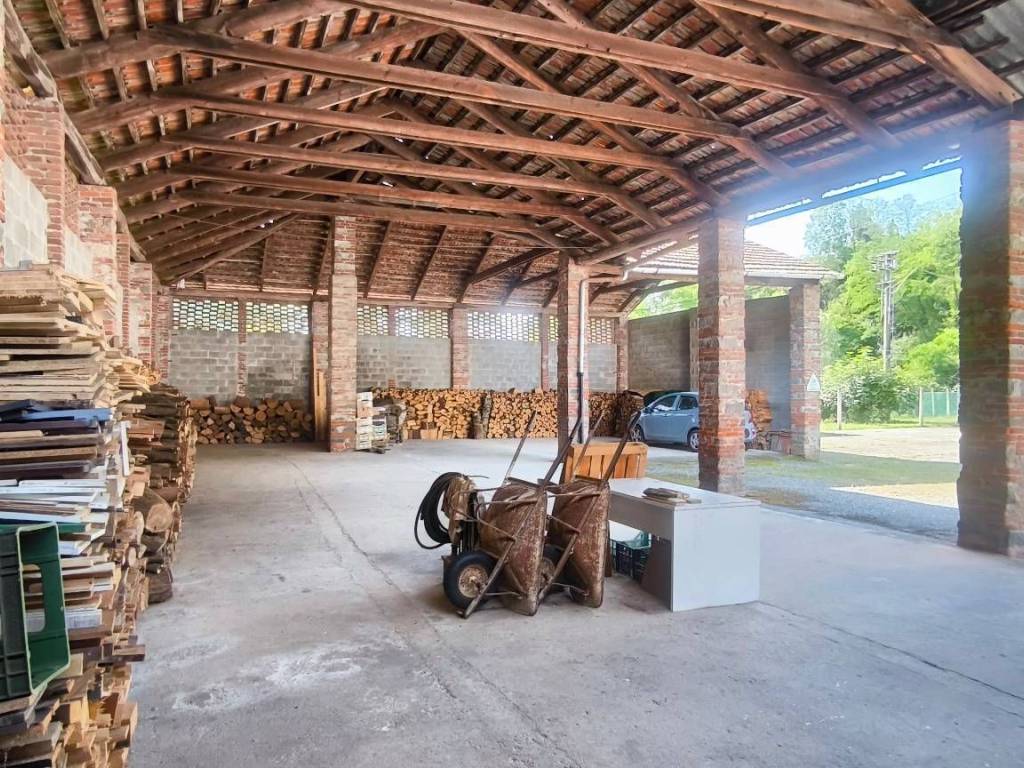 Palazzo / stabile a Biella in Strada Mulino del Ratto, 1 - Foto 4