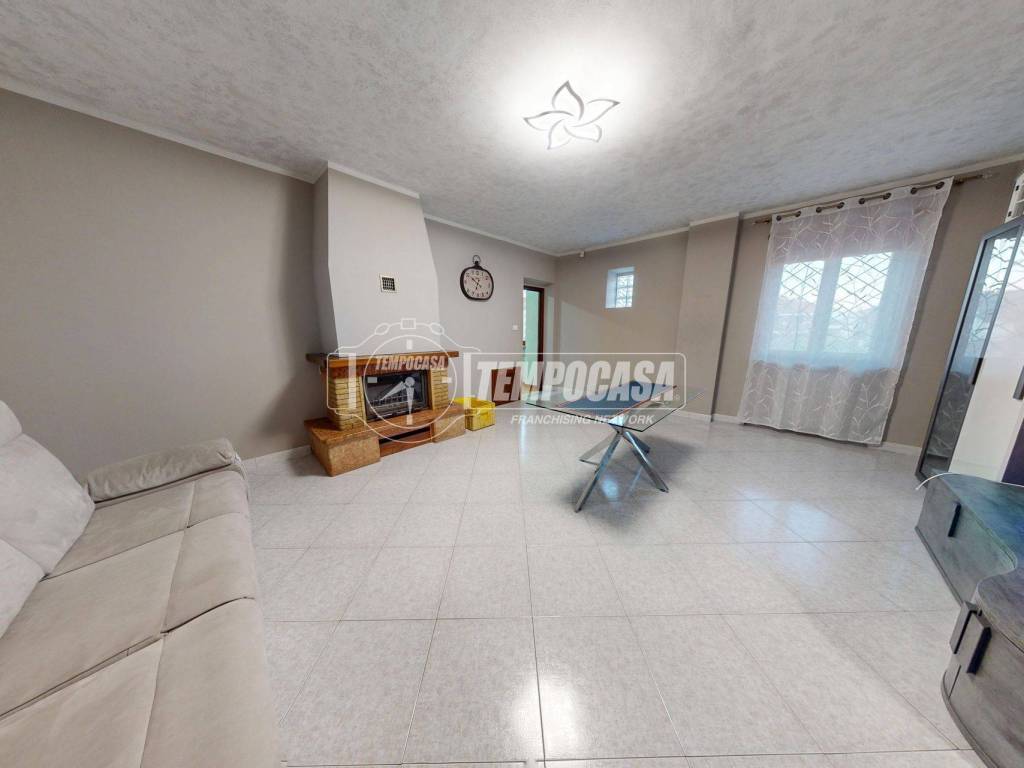 Casa indipendente a Volpiano in Via Lombardore 24 - Foto 3