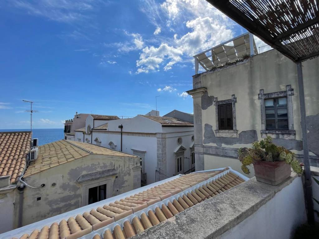 Appartamento a Siracusa in Via Gian Battista Alagona - Foto 2