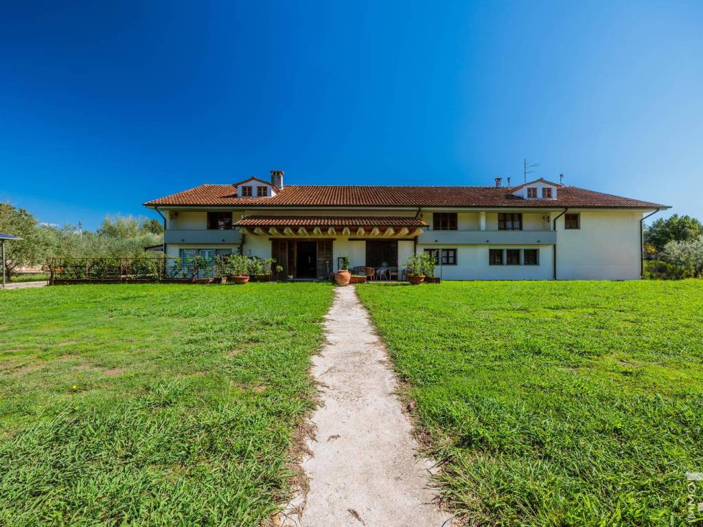 Villa a Altopascio in Via Regione Marche - Foto 4