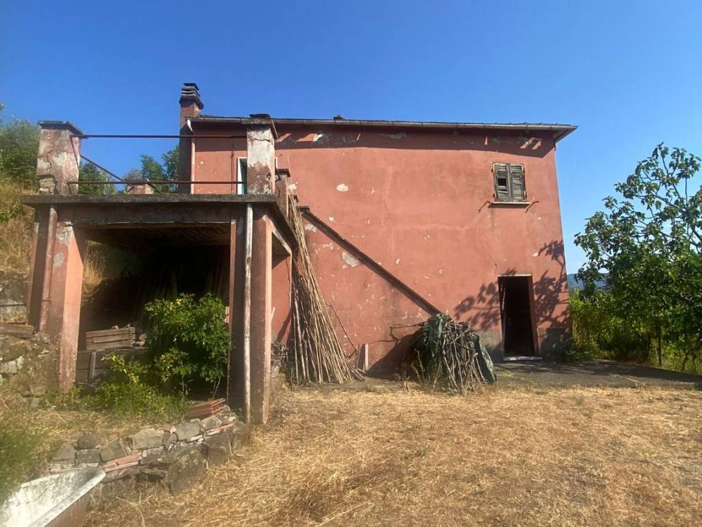 Villa a Follo in Via Guglielmo Marconi, 1 - Foto 3