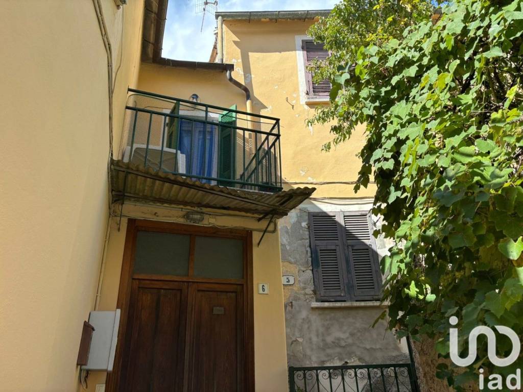 Appartamento a Finale ligure in Salita Salita Barabina, 6 - Foto 2