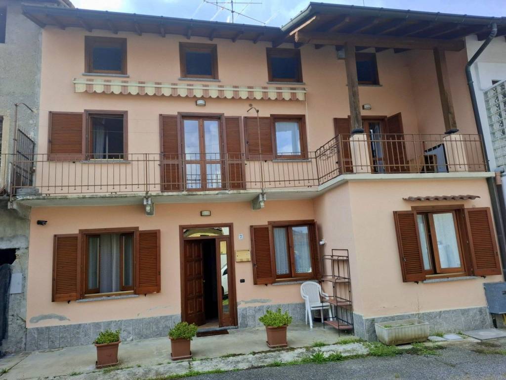 Casa indipendente a Sumirago in Via Giuseppe Garibaldi, 9 - Foto 4