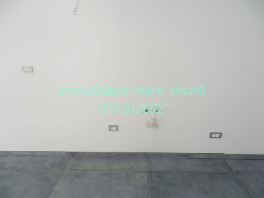 Appartamento a Albissola marina in Via Filippo Gentile - Foto 3