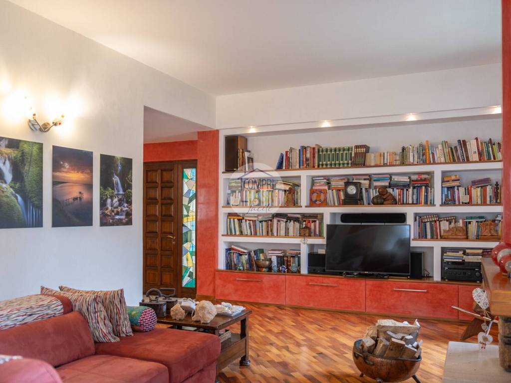 Villa a Verona in Via Leopardi, 13 - Foto 5