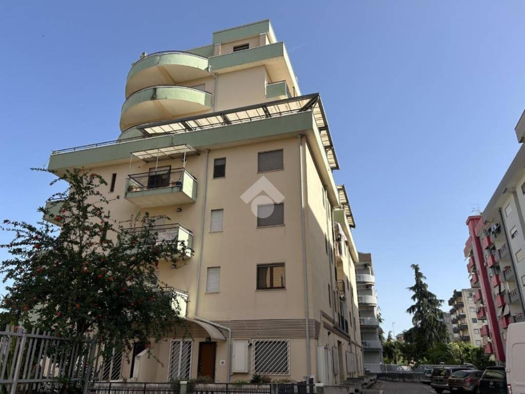 Appartamento a Cosenza in Via 