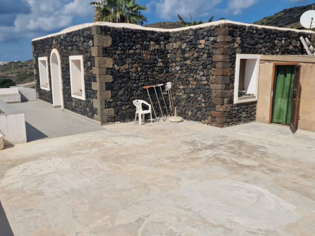 Villa a Pantelleria in Strada Perimetrale Ovest - Foto 2