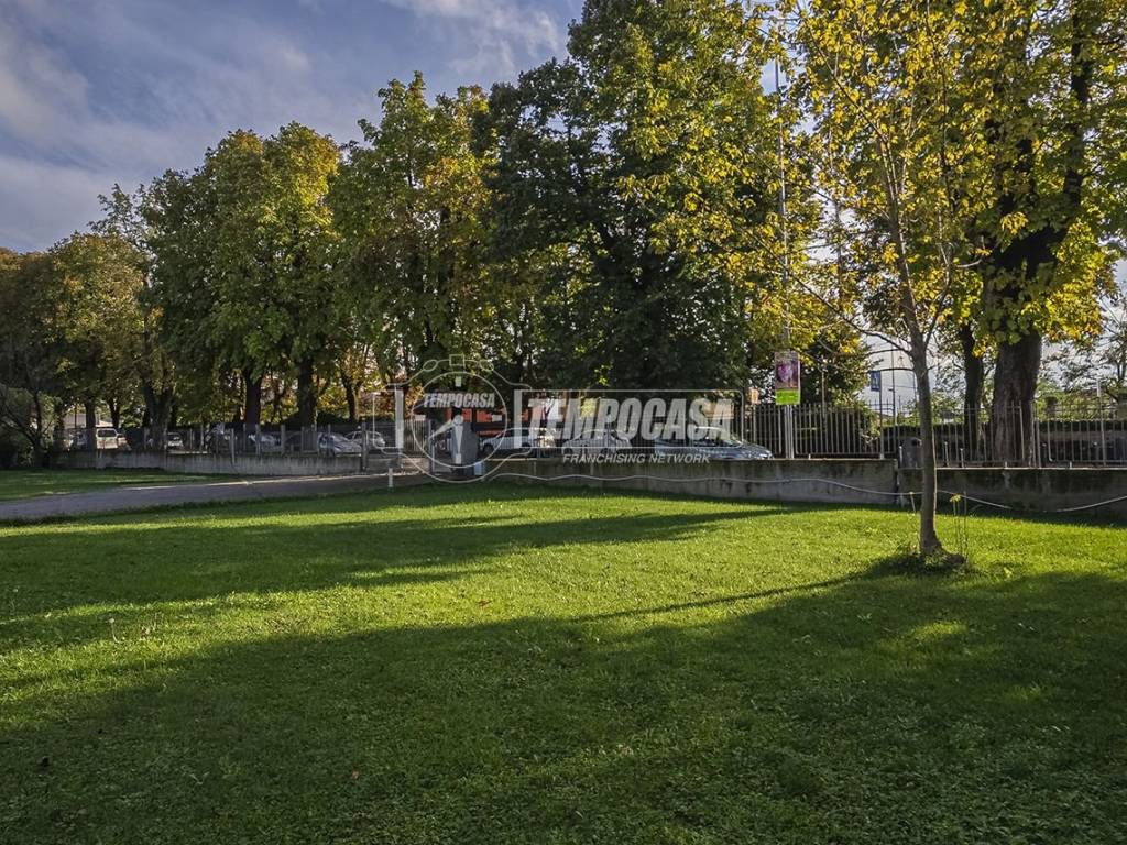 Villa a Montichiari in Corso Martiri della Libertà 80 - Foto 2
