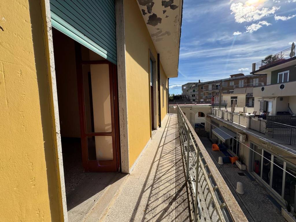 Appartamento a Sarno in Corso Vittorio Emanuele Traversa 1 - Foto 2