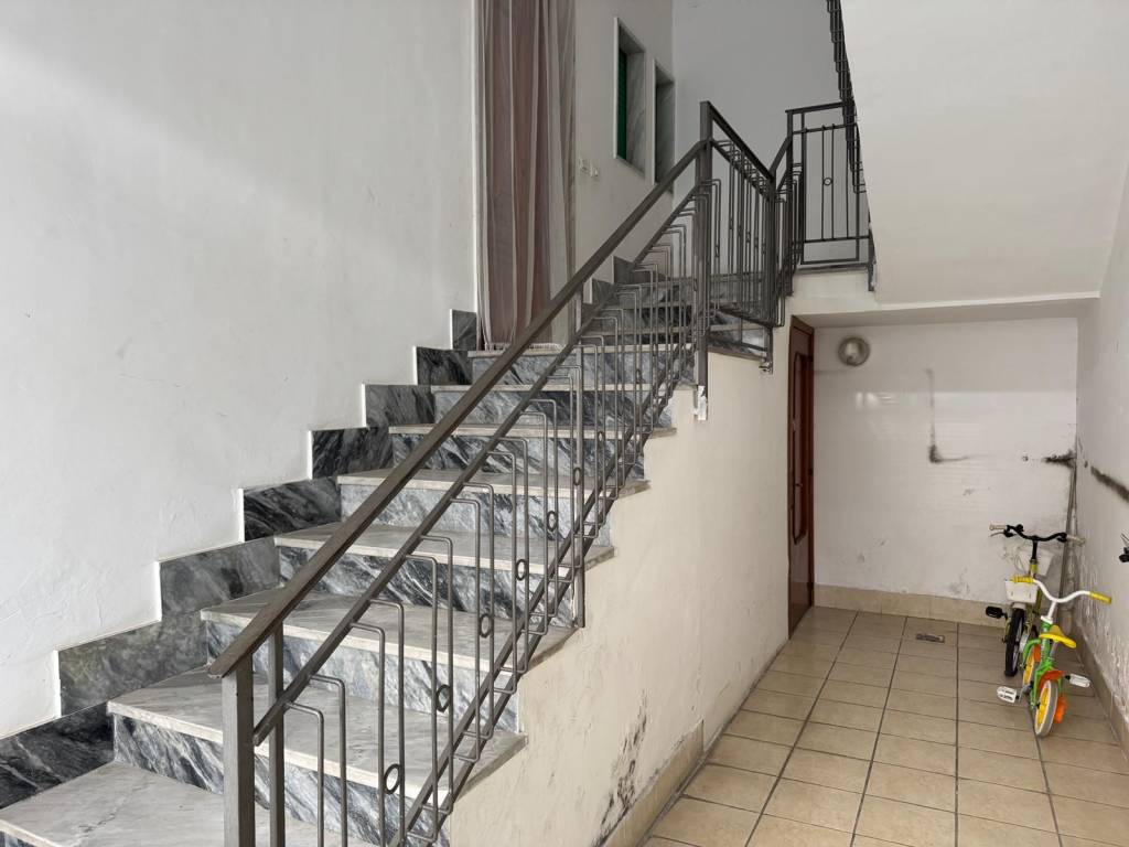 Appartamento a Sarno in Corso Vittorio Emanuele Traversa 1 - Foto 3