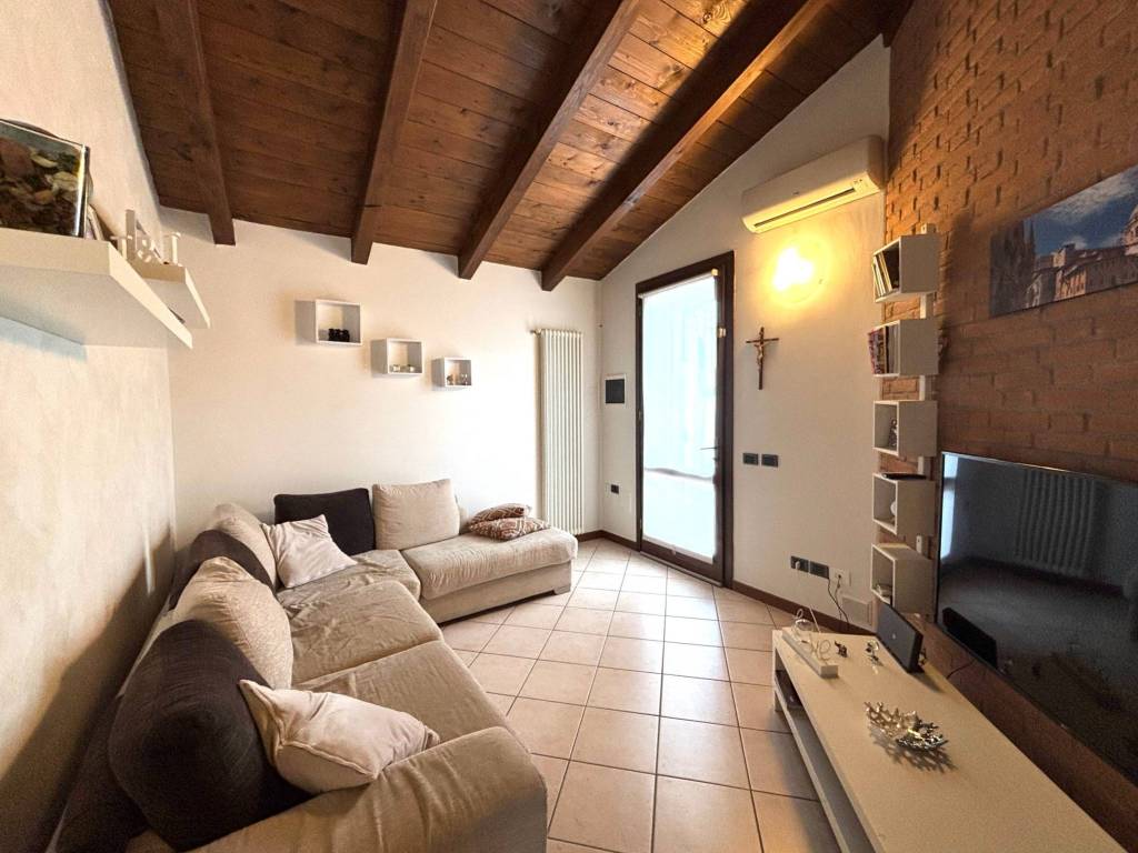 Appartamento a Curtatone in Vicolo Terzo - Foto 3
