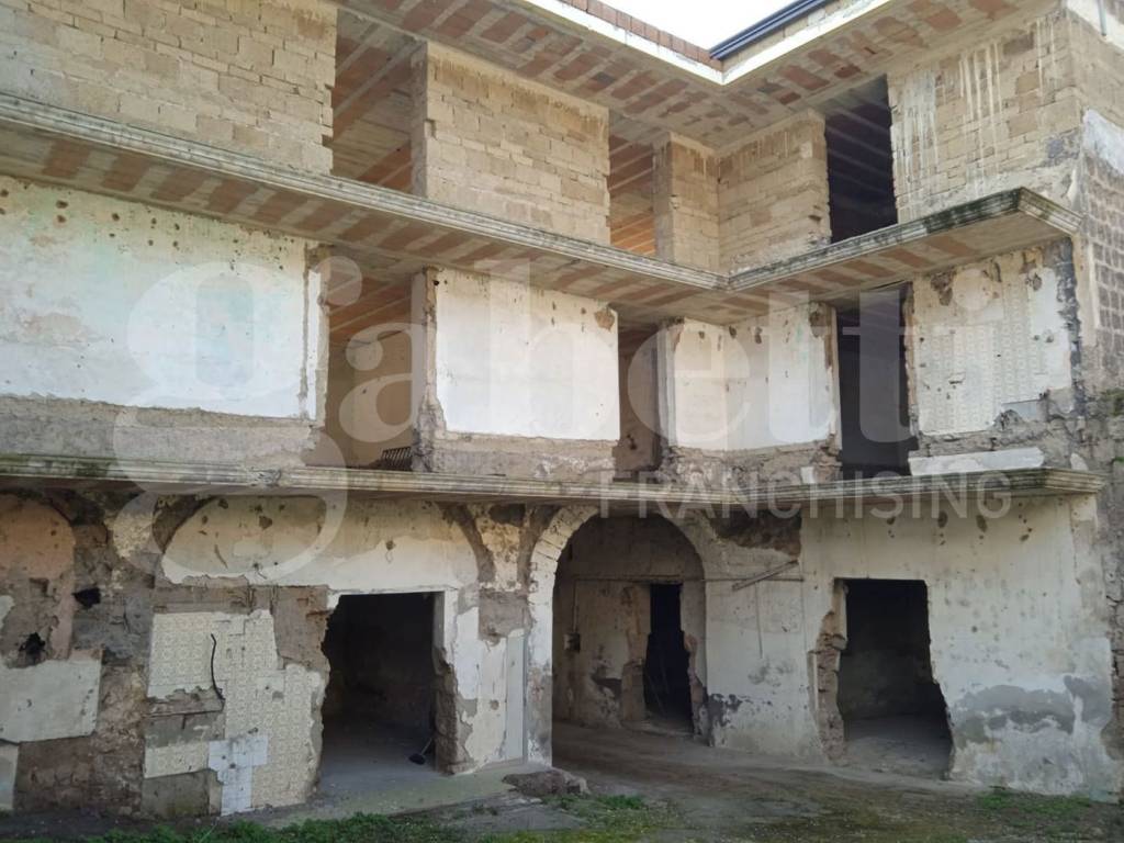 Casa indipendente a San prisco in via Colombo - Foto 4