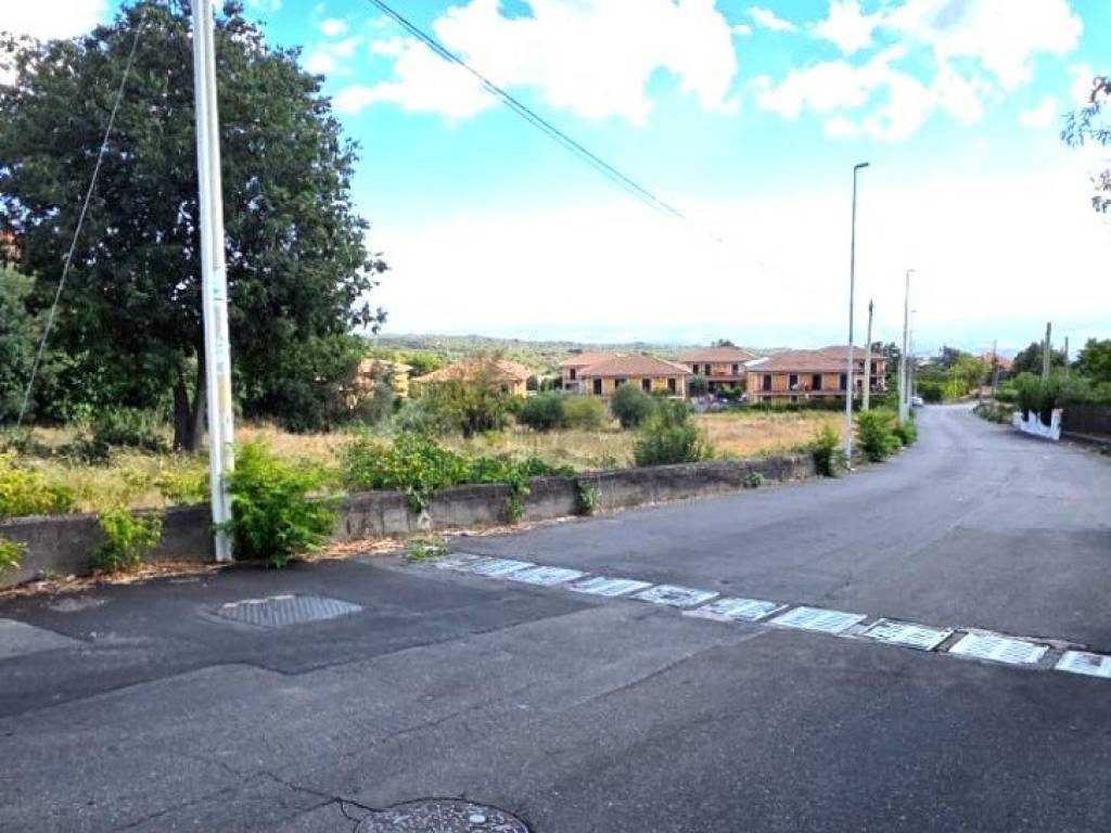 Terreno a Ragalna in Via Canfarella - Foto 3