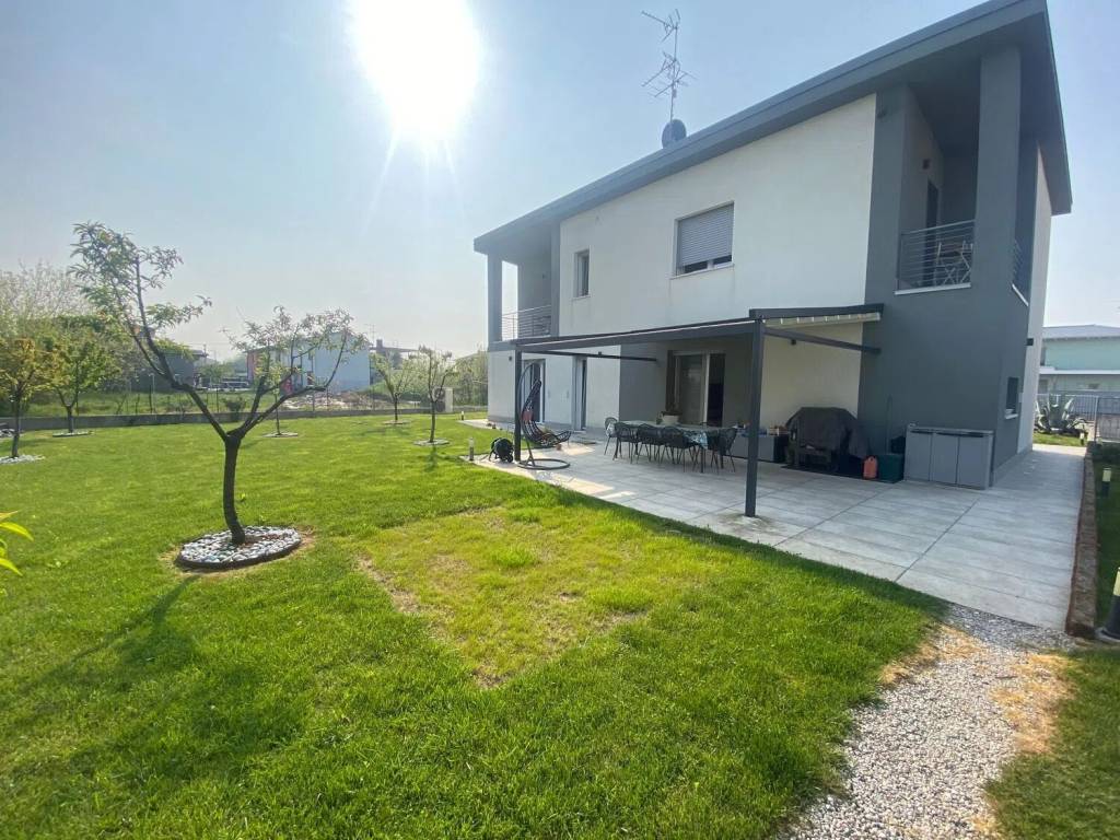 Villa a Verona in Via Fracazzole - Foto 4