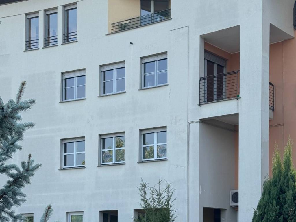 Appartamento a Casatenovo in Via Camillo Benso di Cavour, 14 - Foto 2