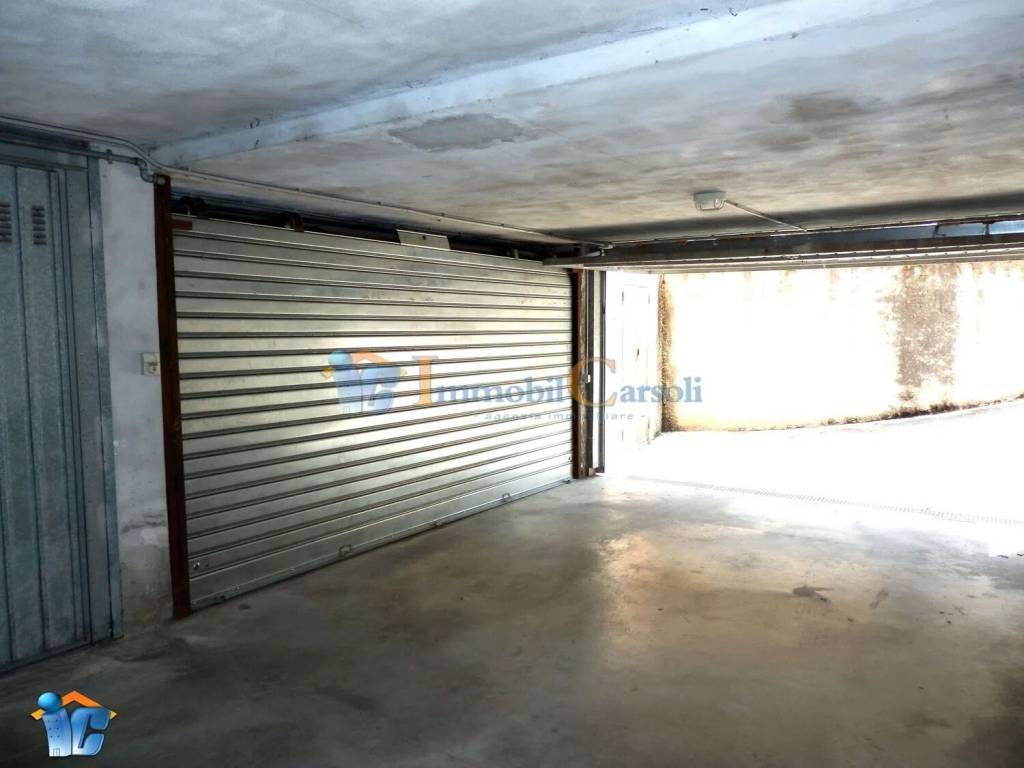 Box / garage a Carsoli in Via Giuseppe Mazzini No Number - Foto 2