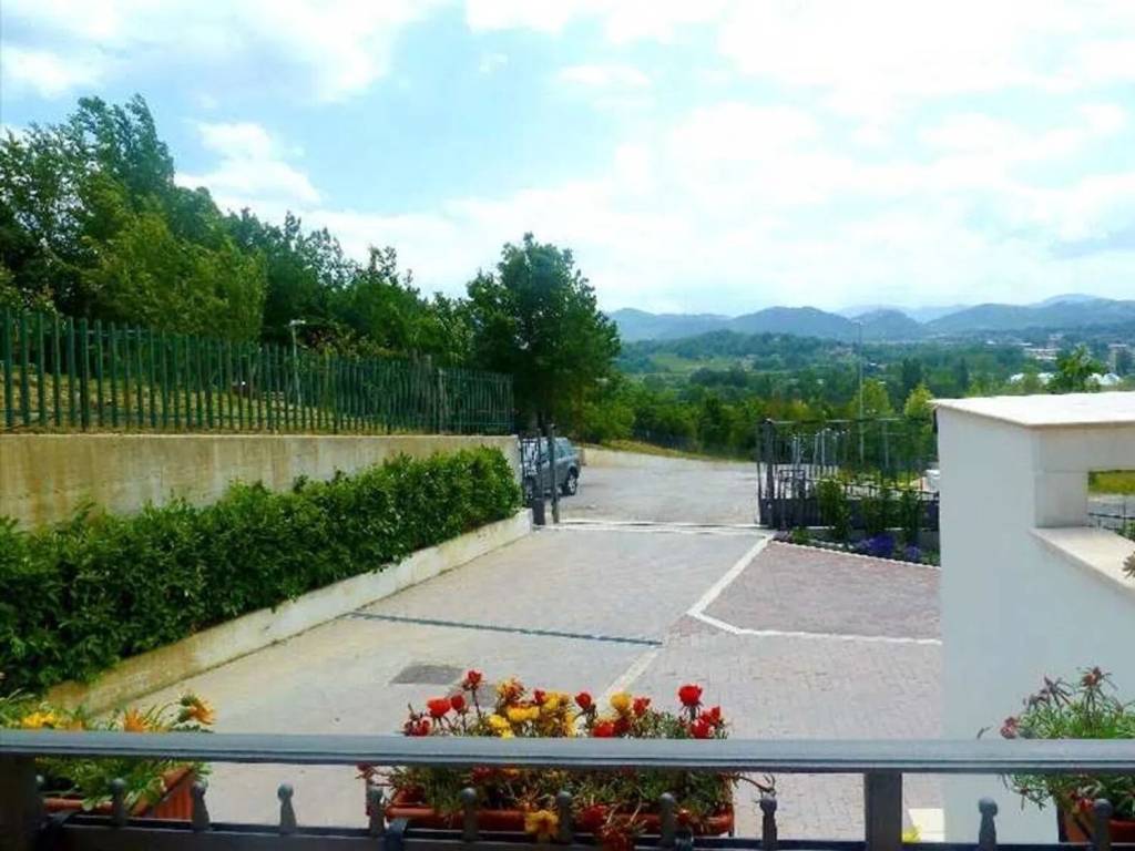 Villa a Carsoli in Autostrada Roma L'Aquila Teramo - Foto 3