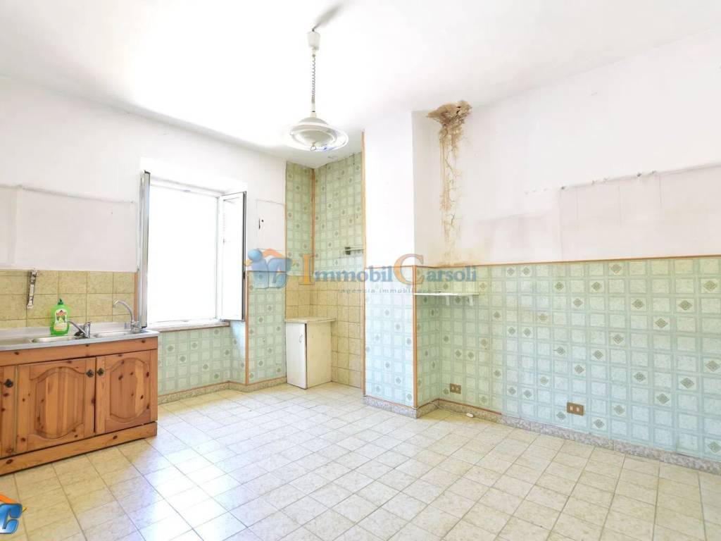 Appartamento a Carsoli in Via Roma, 68 - Foto 2