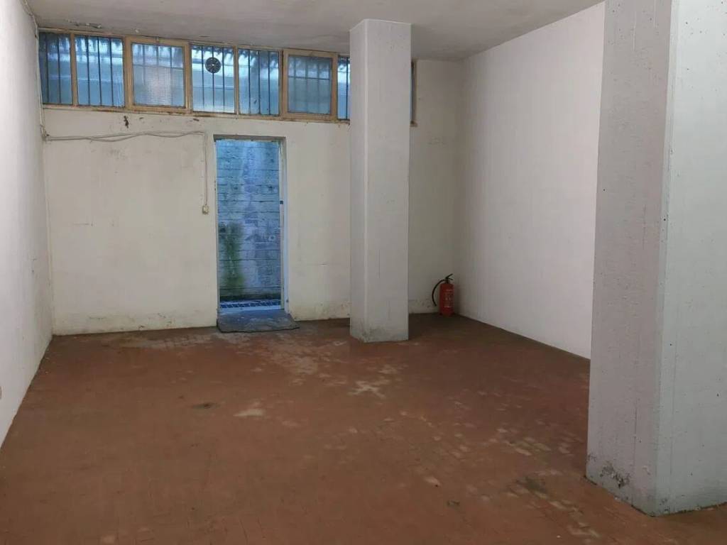 Box / garage a Prato in Viale Della Repubblica No Number - Foto 3