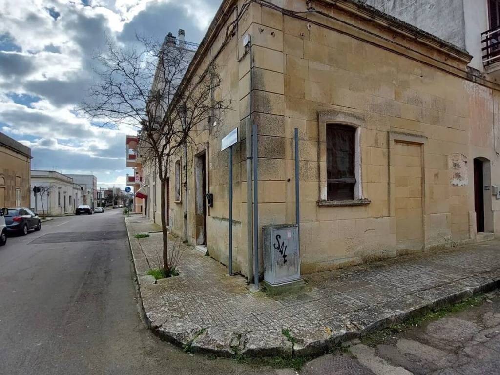 Villa a Corigliano d'otranto in Via Vittorio Emanuele No Number - Foto 2