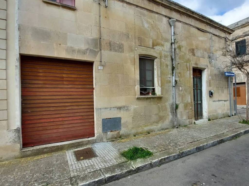 Villa a Corigliano d'otranto in Via Vittorio Emanuele No Number - Foto 3