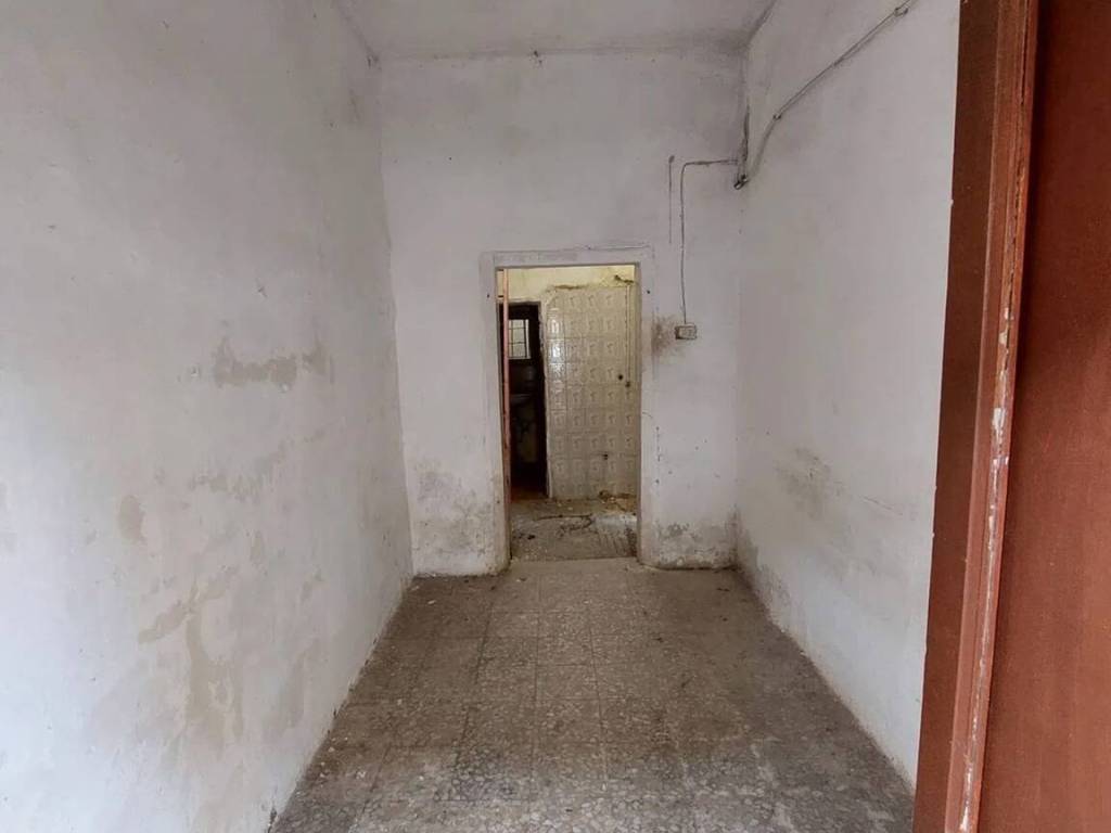 Villa a Corigliano d'otranto in Via Vittorio Emanuele No Number - Foto 4