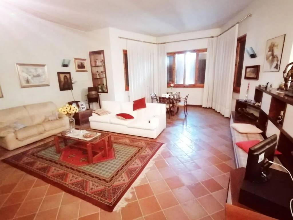 Villa a Carmignano in Via Poggio Dei Colli No Number - Foto 4