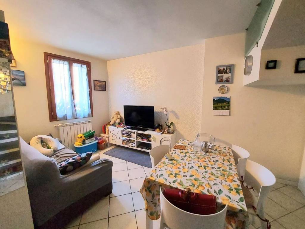 Villa a Campi bisenzio in Via Castronella - Foto 3