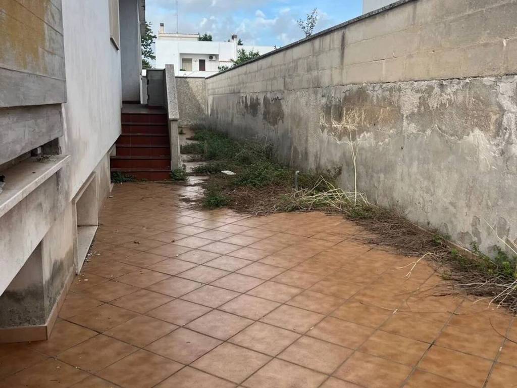 Villa a Soleto in Via Ciro Menotti, 17 - Foto 5
