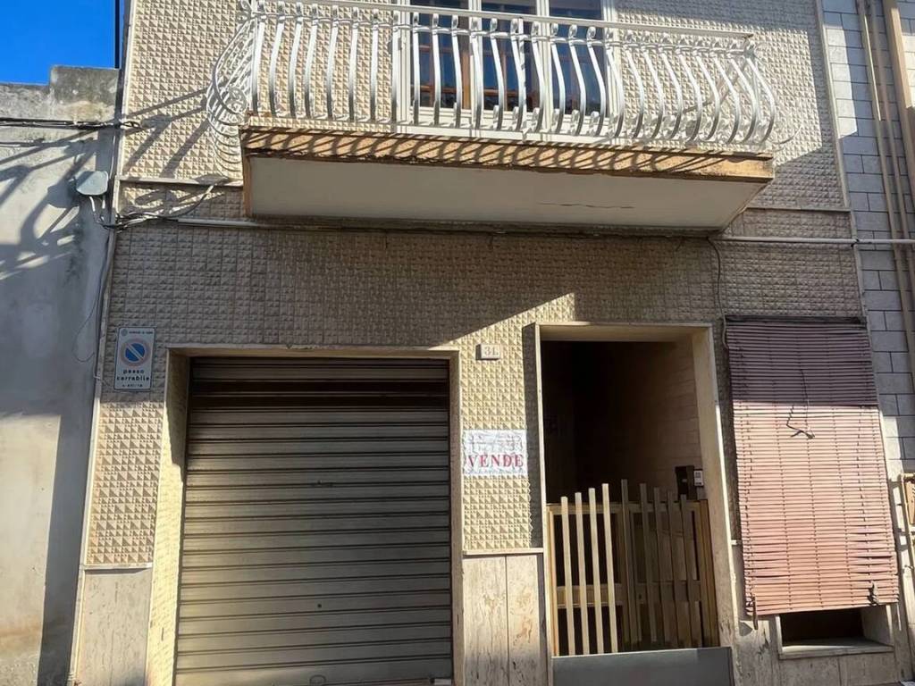 Appartamento a Sava in Via Ugo Foscolo - Foto 3