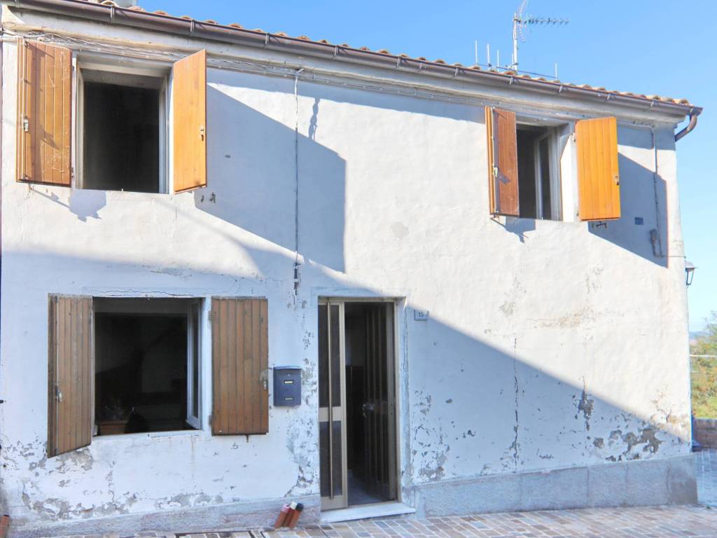 Casa indipendente a Saludecio in Via Meleto Castello, 15 - Foto 2