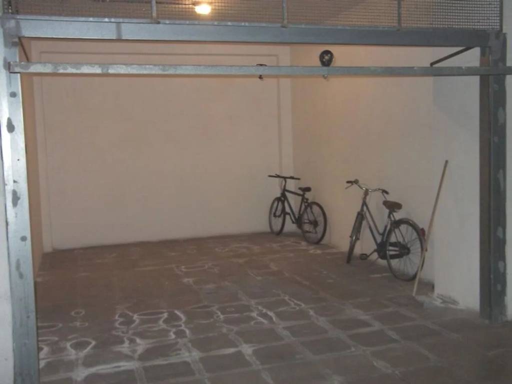 Box / garage a Monteroni di lecce in Via Alcide De Gasperi No Number - Foto 3