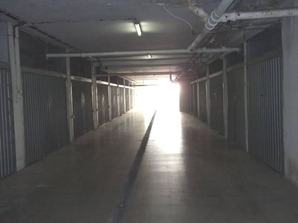 Box / garage a Monteroni di lecce in Via Alcide De Gasperi No Number - Foto 4