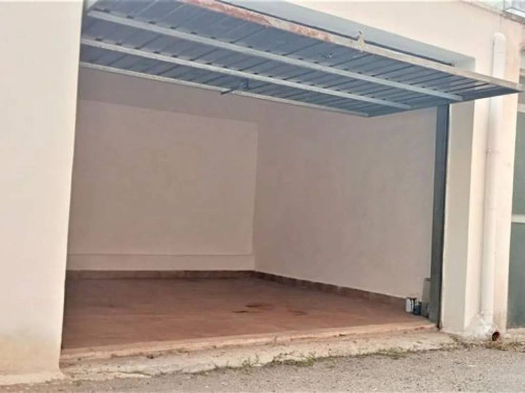 Box / garage a Monteroni di lecce in Martiri Via Fani No Number - Foto 2