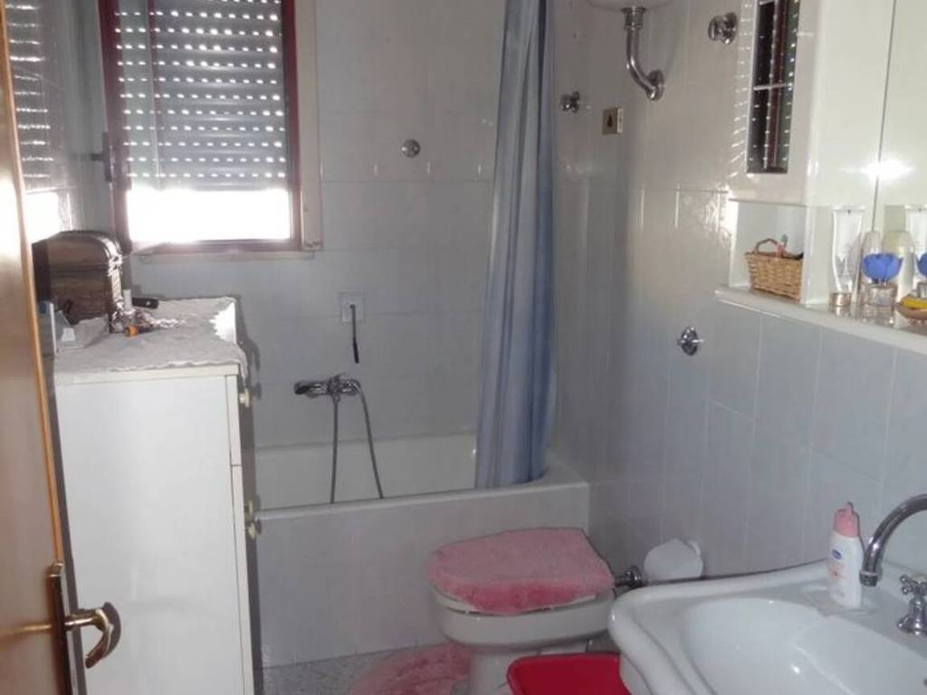 Appartamento a Monteroni di lecce in Via Basento No Number - Foto 5
