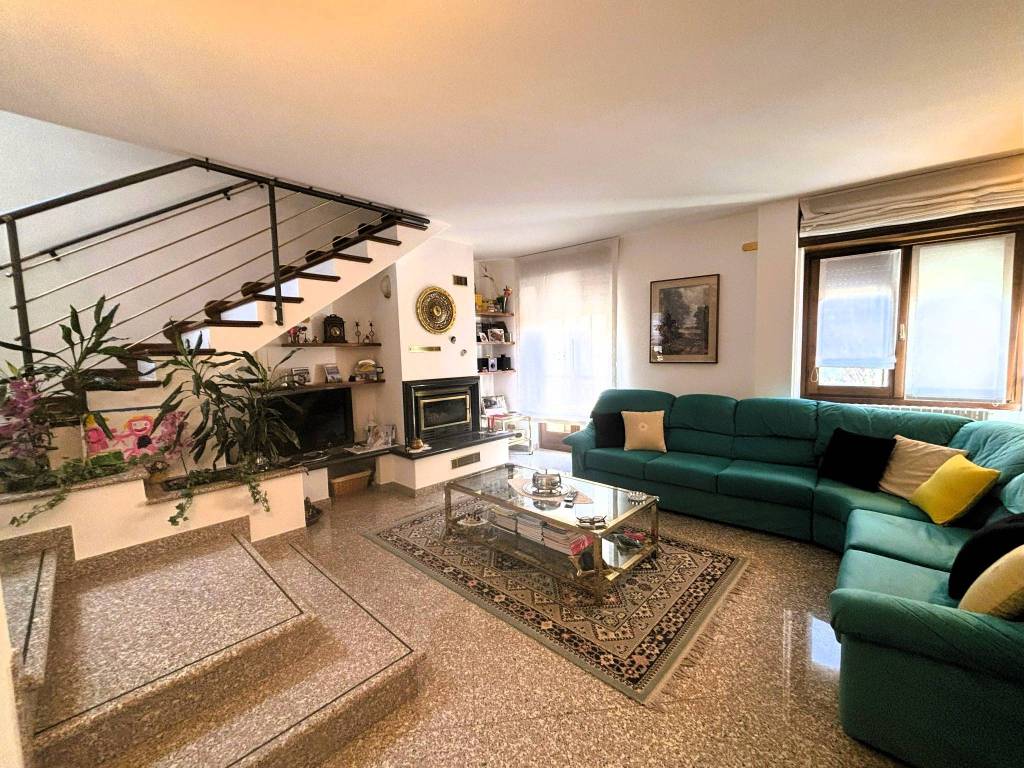 Appartamento a Talamona in Via Don Cusini - Foto 2