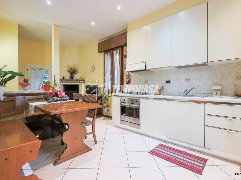 Villa a Castel san pietro terme in Viale della Repubblica - Foto 2