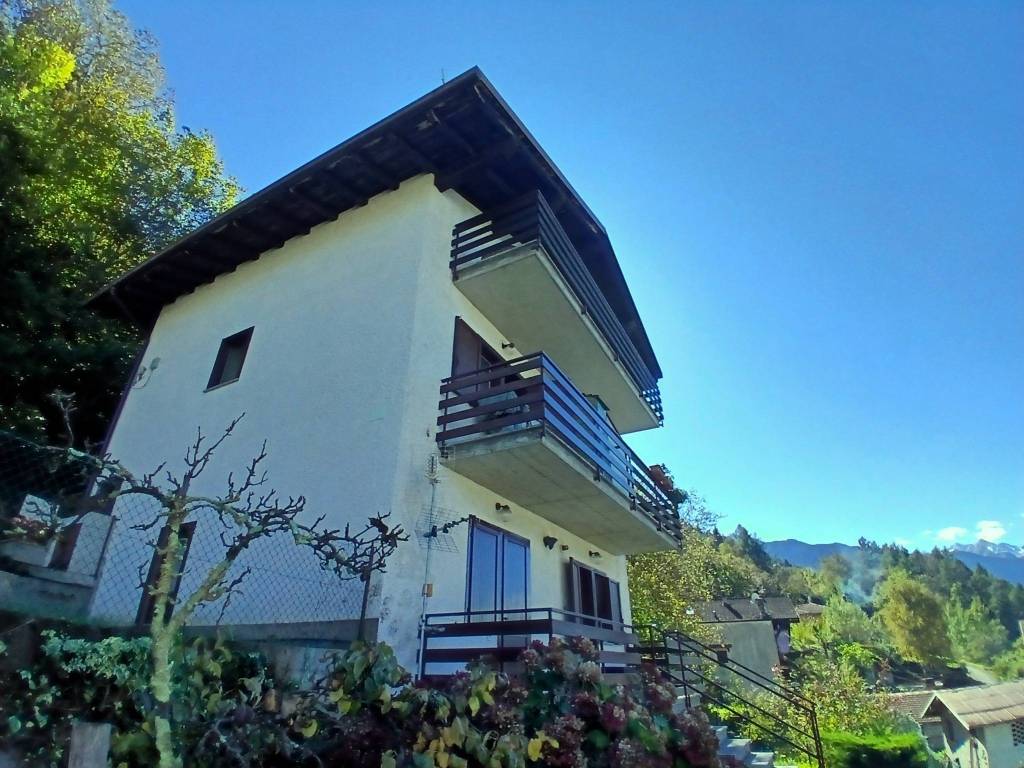 Appartamento a Villa di tirano in Strada Statale del Passo di Aprica - Foto 2