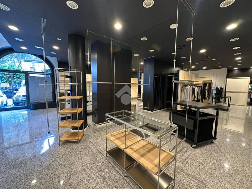 Immobile a Breno in Piazza Vittoria, 1 - Foto 4