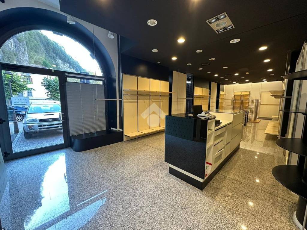 Immobile a Breno in Piazza Vittoria, 1 - Foto 5