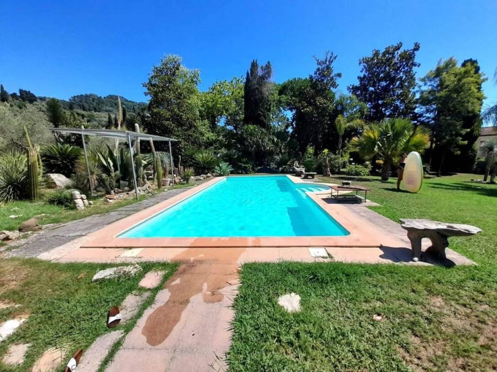 Villa a Massarosa in Via Di Fondineto - Foto 5