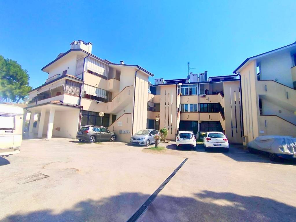Appartamento a Comacchio in Viale Alessandro Manzoni, 133 - Foto 2