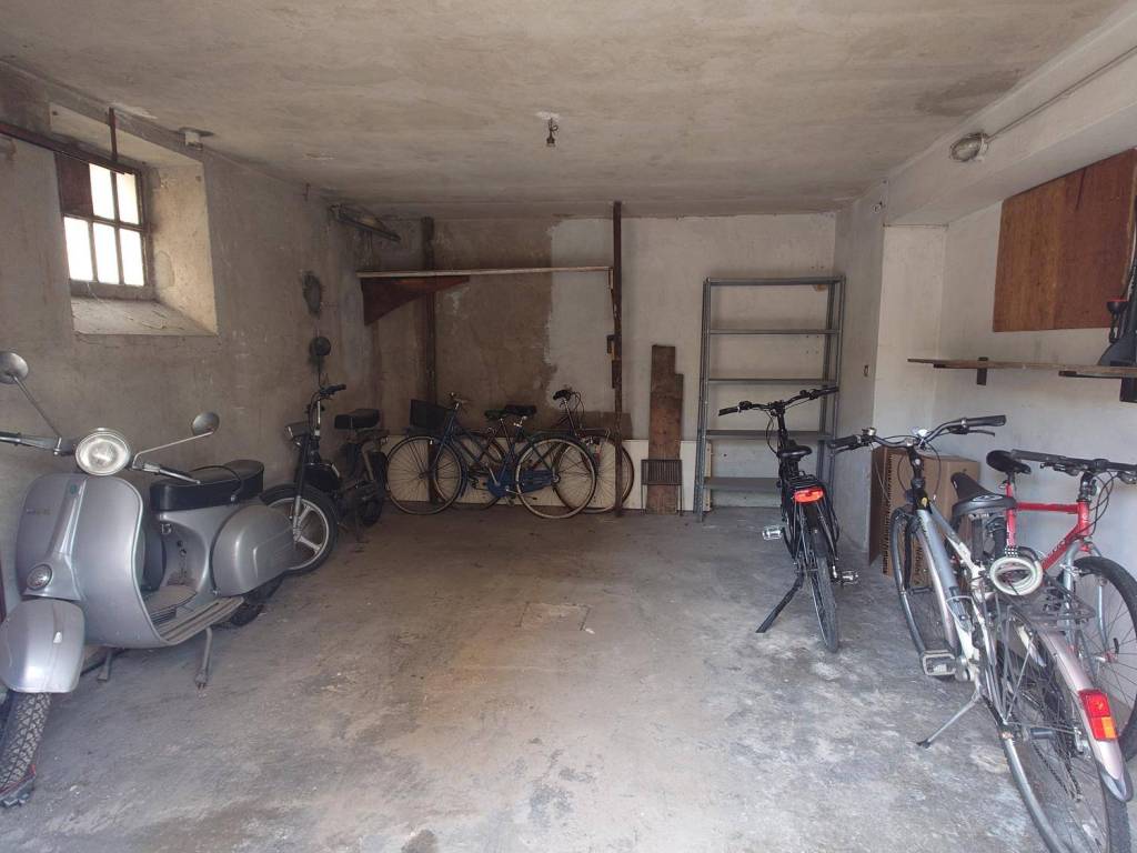 Box / garage a Verona in Via Cesare Betteloni, 53 - Foto 4