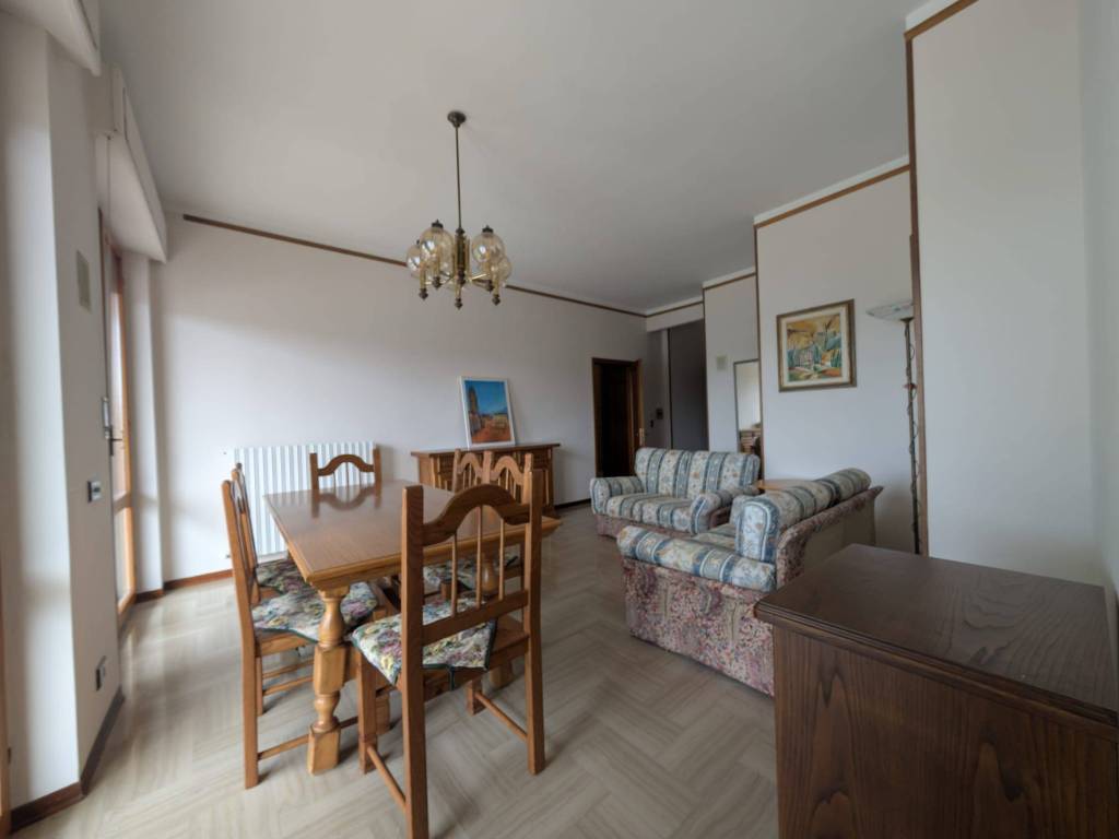 Appartamento a Macerata in Via Fratelli John e Robert Kennedy - Foto 3