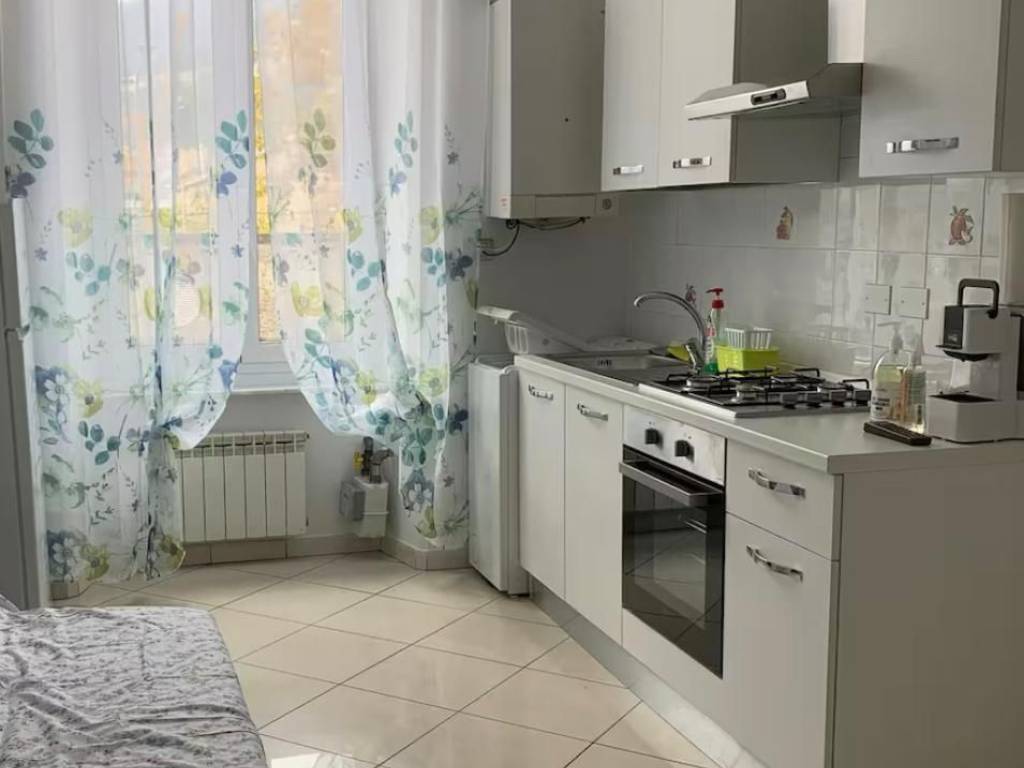 Appartamento a La spezia in Piazza Domenico Chiodo, 4 - Foto 2