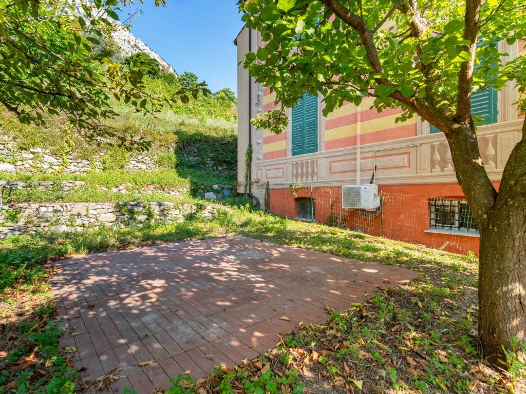 Appartamento a Finale ligure in Via Calice, 198 - Foto 5