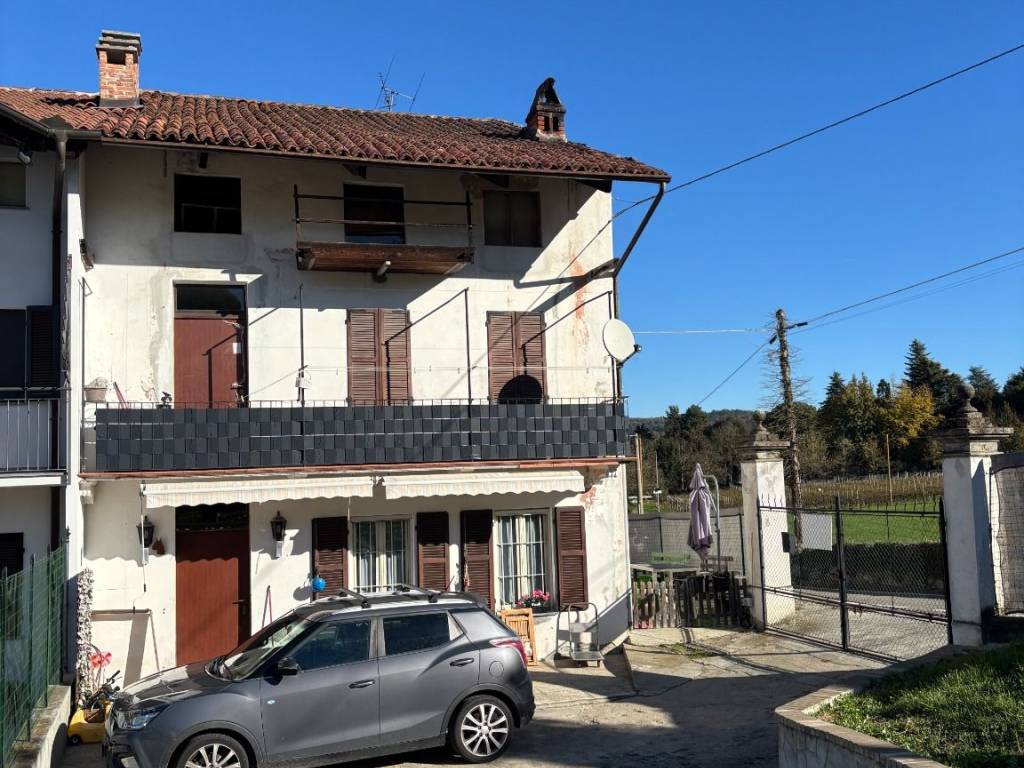 Casa indipendente a Roppolo in Via Emanuele di Bricherasio, 1 - Foto 3