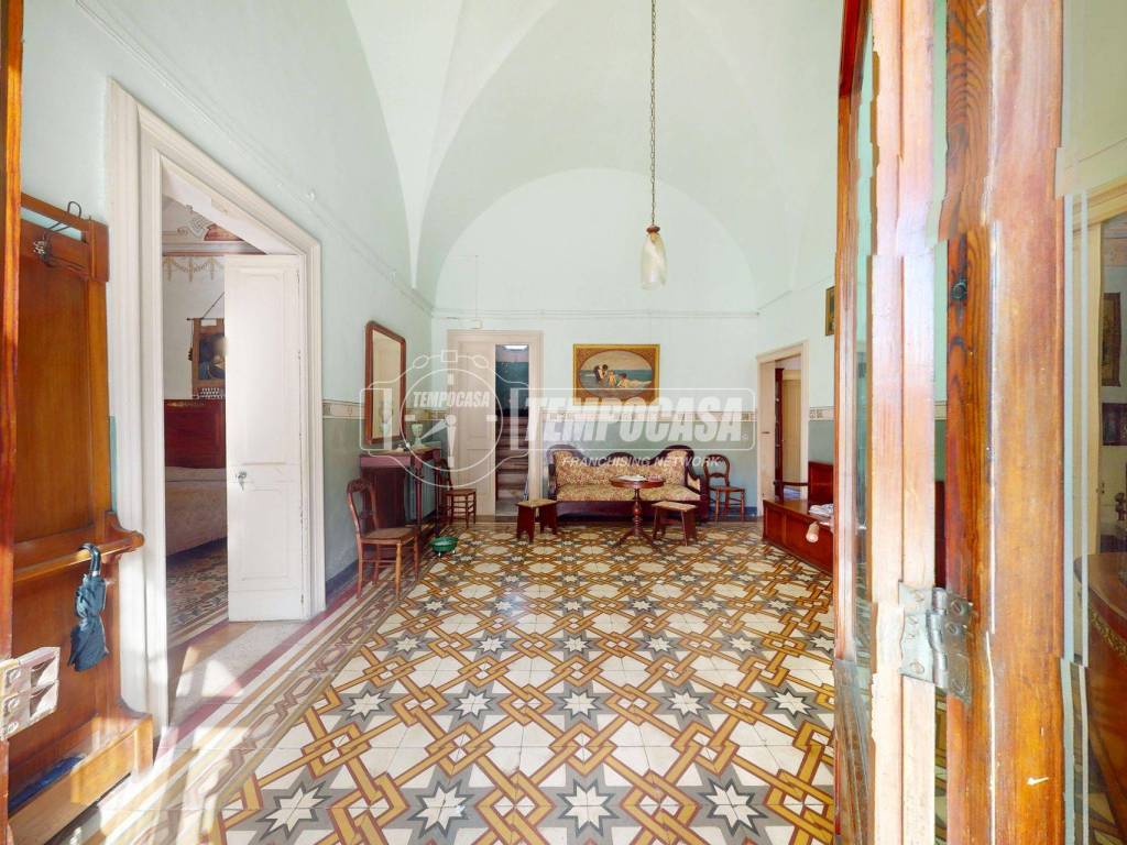Palazzo / stabile a Salice salentino in Via Umberto I 56 - Foto 4