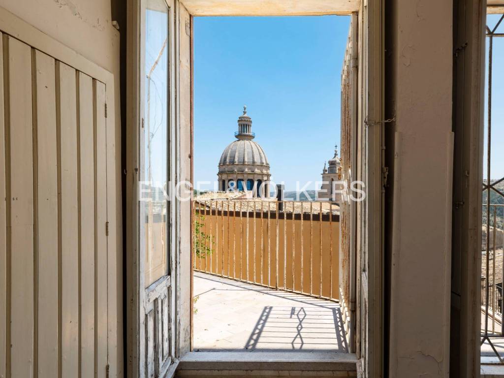 Casa indipendente a Ragusa in Via Dottor Solarino, 44 - Foto 2